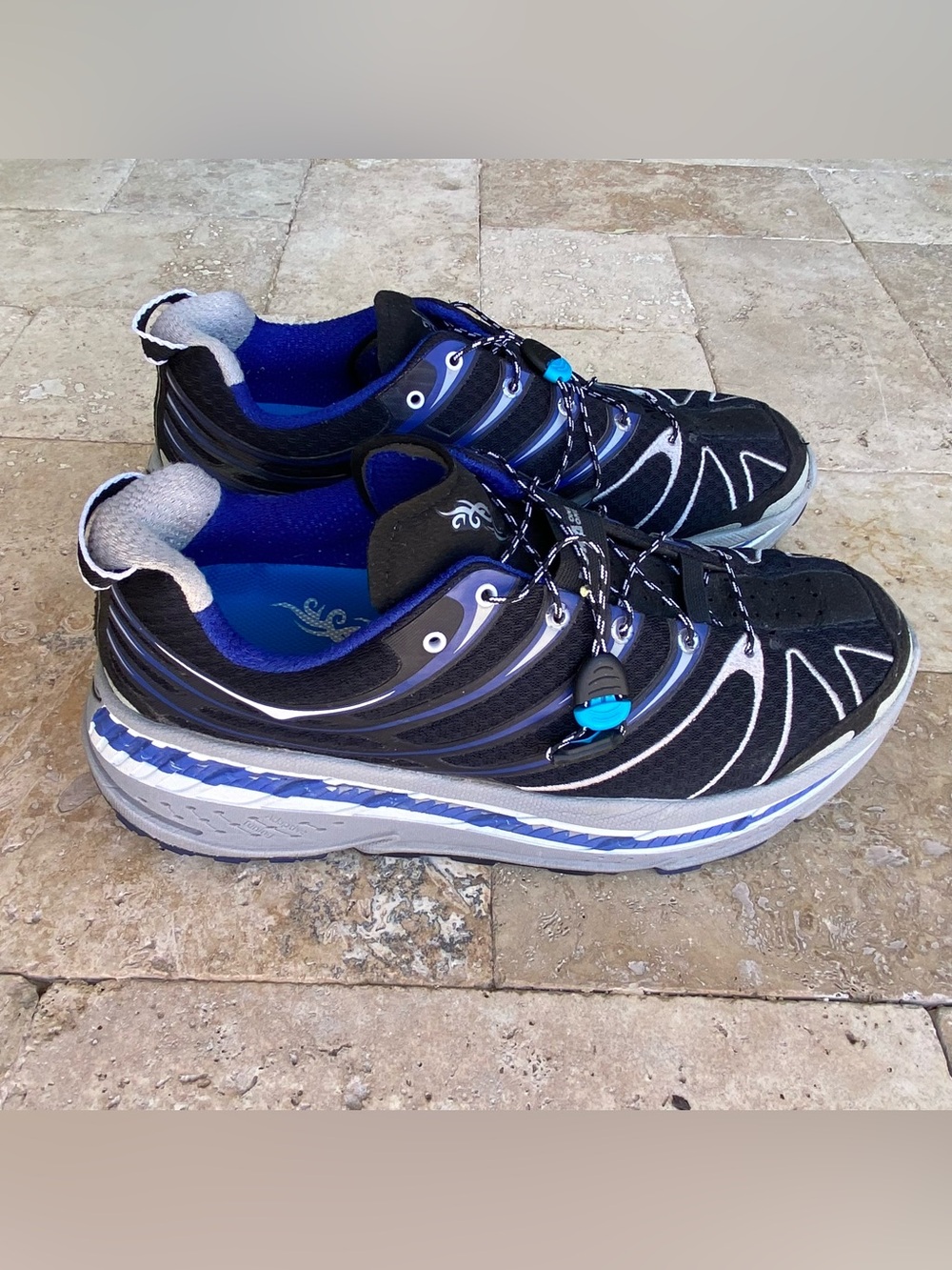 HOKA ONE ONE  STINSON TRAIL MEN'S   SHOES SIZE 11 Lightly Used